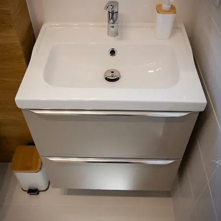 Northon Z Widokiem Na Morze 트르제삭츠